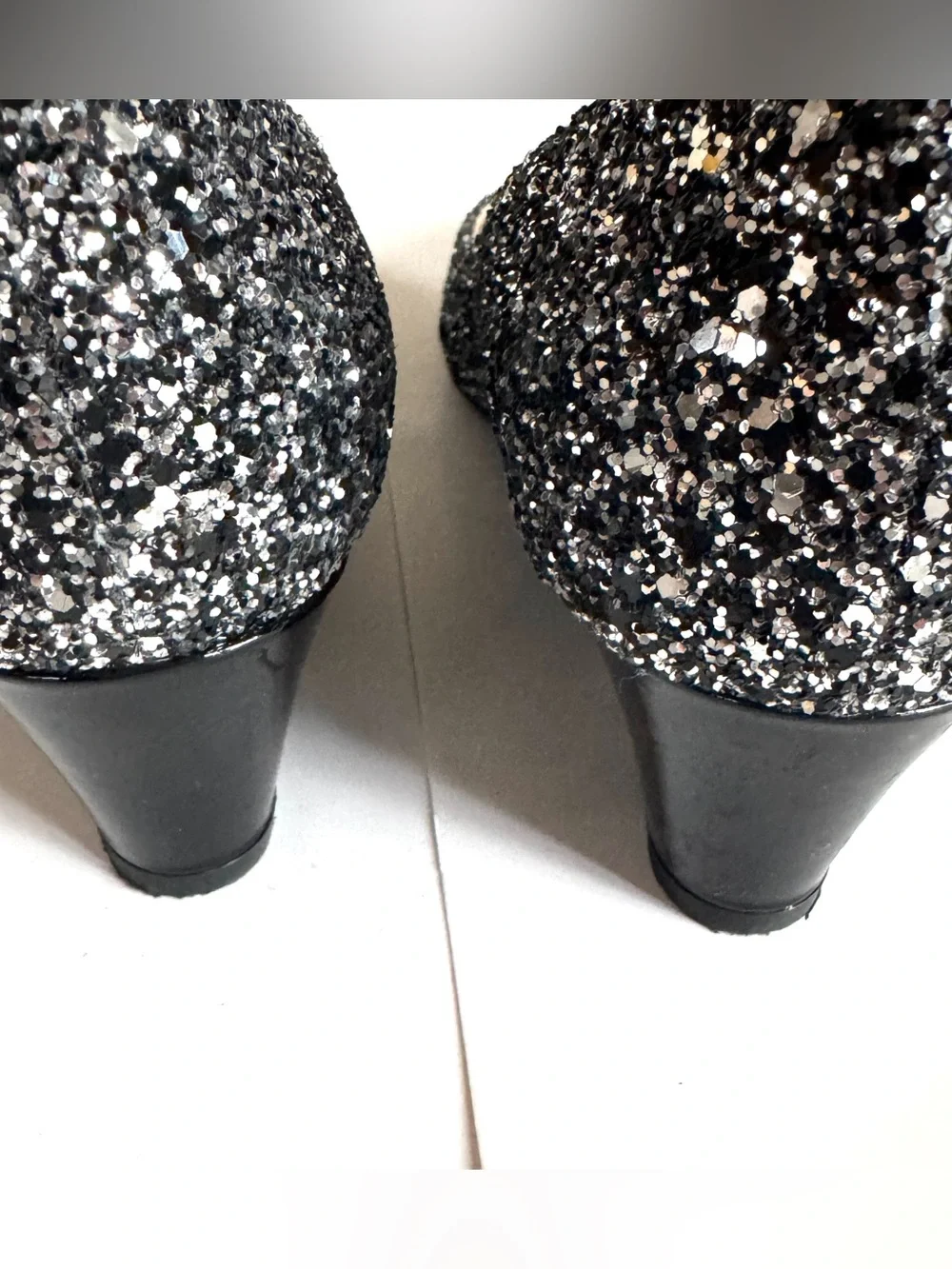 Viajiyu Italy Womens Silver Glitter Pointed-Toe Wedge heels EU 39/ US 8.5-9